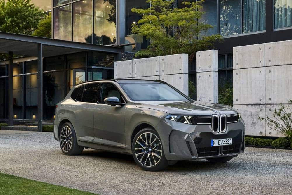 https://cdn.autogreeknews.gr/wp-content/uploads/2026/07/BMW_X5_a_iX5_2026-4.jpg