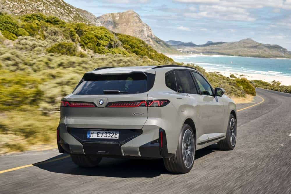 https://cdn.autogreeknews.gr/wp-content/uploads/2026/07/BMW_X5_a_iX5_2026-6.jpg