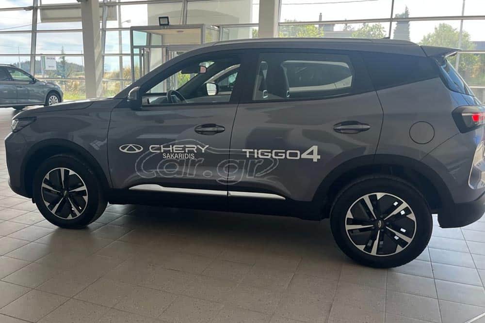 https://cdn.autogreeknews.gr/wp-content/uploads/2026/07/Chery-Tiggo-4-Hybrid-used-3.jpg