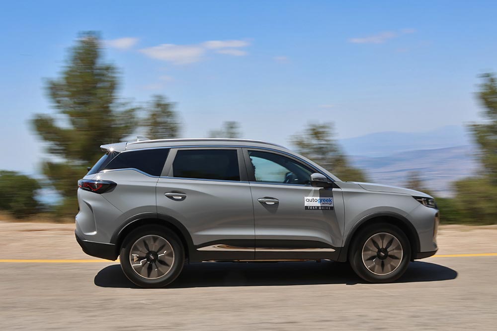 https://cdn.autogreeknews.gr/wp-content/uploads/2026/07/Chery-Tiggo-7-Hybrid-12.jpg