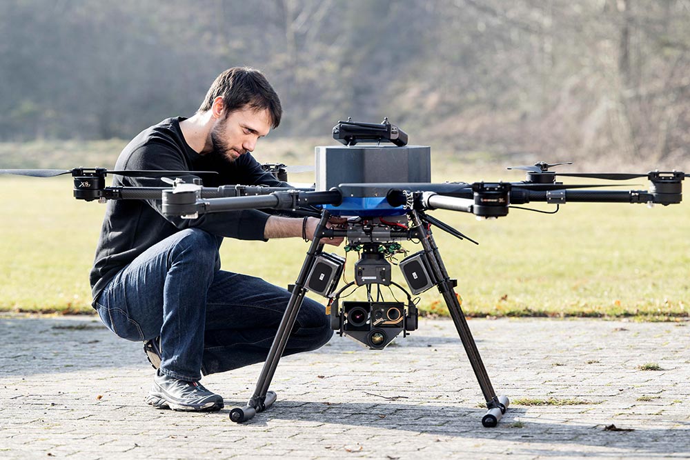 https://cdn.autogreeknews.gr/wp-content/uploads/2026/07/Drone_Aggelis-3.jpg