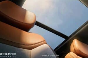 Geely-Galaxy-Cruiser-700-China-7_result22-1
