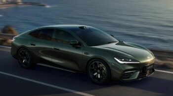 «Γαλαξίας» TT η νέα σεντανάρα της Geely