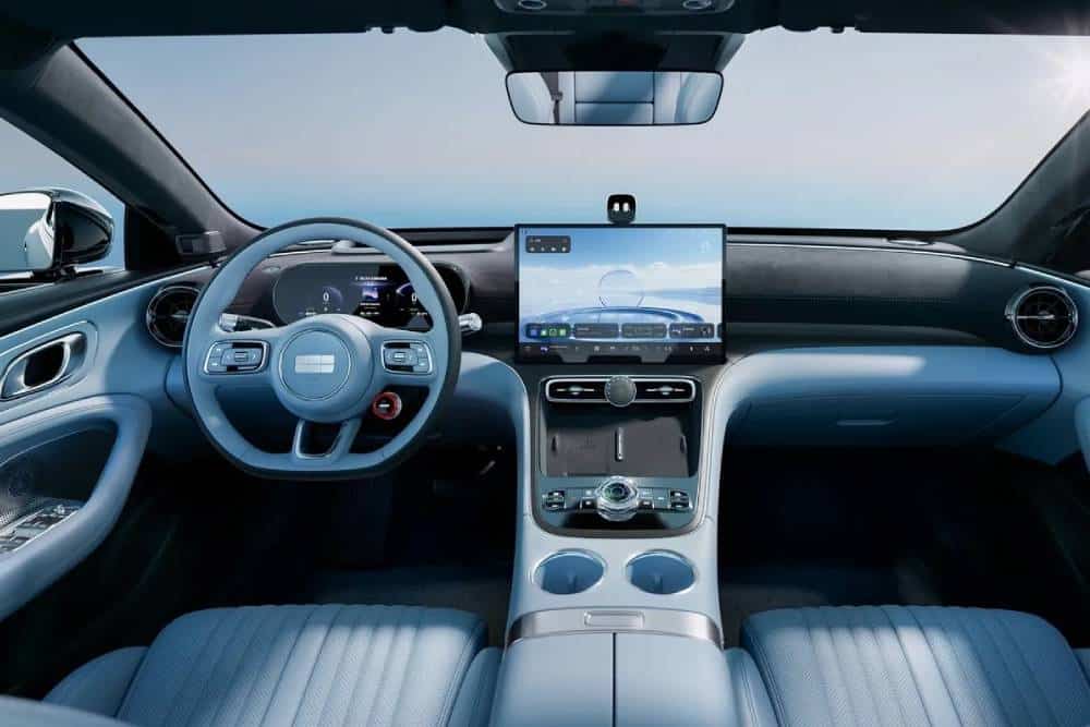 https://cdn.autogreeknews.gr/wp-content/uploads/2026/07/Geely-Galaxy-TT-New-3-6-1.jpg