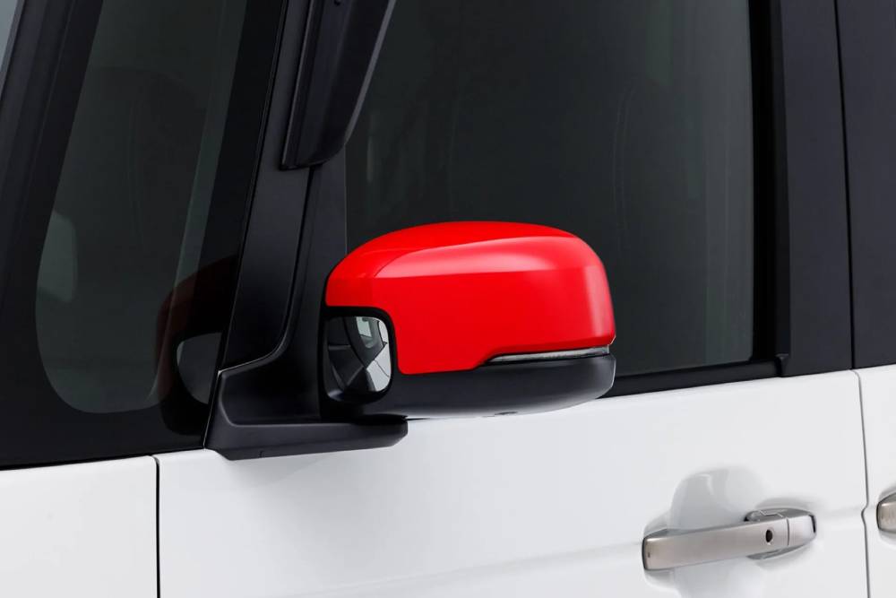 https://cdn.autogreeknews.gr/wp-content/uploads/2026/07/Honda-N-Box-Honda-Access-Sporty-Style-14-2048x1366-1.jpg