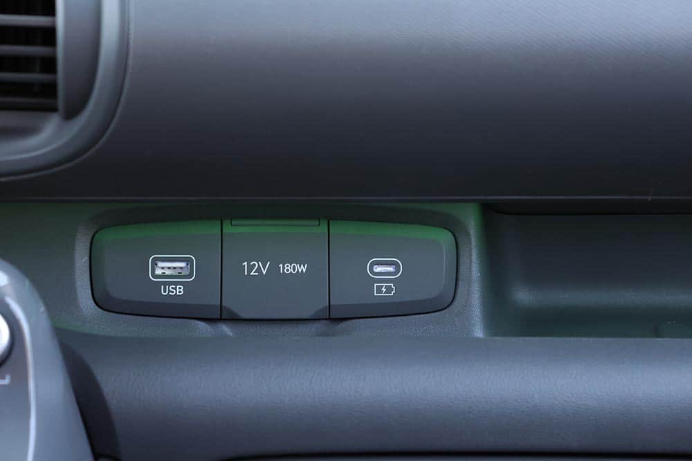 https://cdn.autogreeknews.gr/wp-content/uploads/2026/07/Hyundai-Inster-Cross-interior-12.jpg