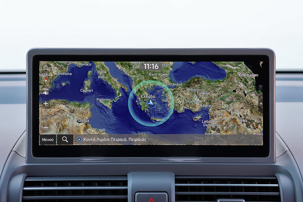https://cdn.autogreeknews.gr/wp-content/uploads/2026/07/Hyundai-Inster-Cross-interior-18.jpg