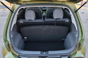Hyundai Inster Cross interior (4)