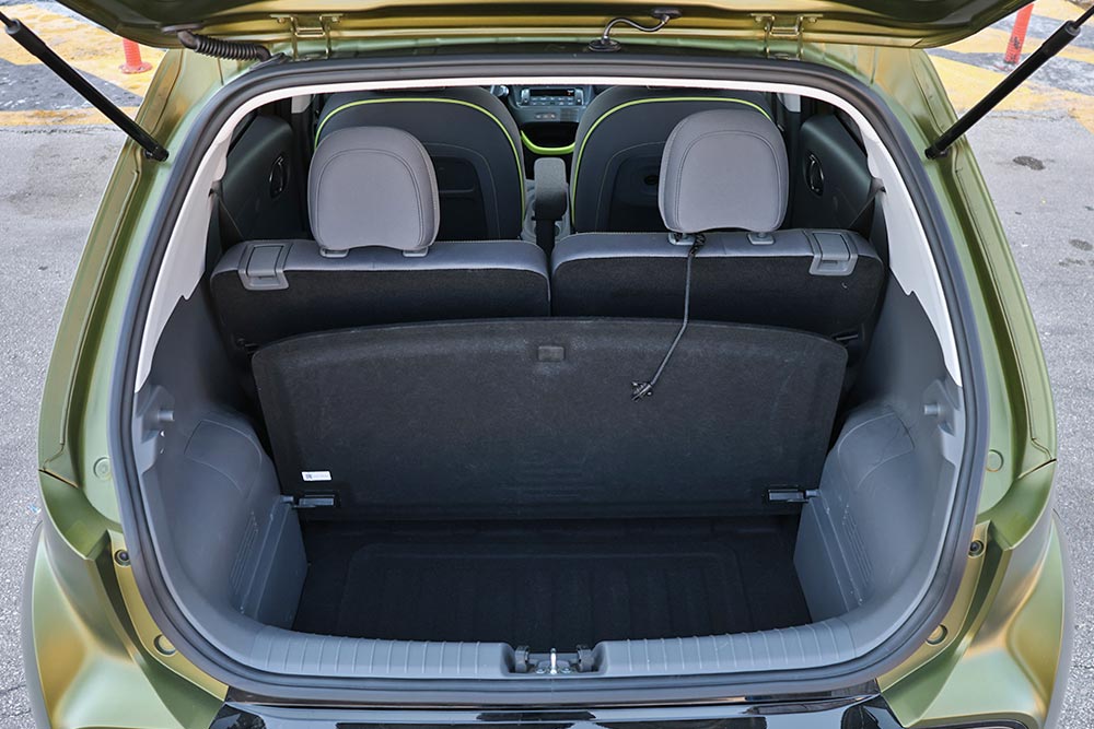 https://cdn.autogreeknews.gr/wp-content/uploads/2026/07/Hyundai-Inster-Cross-interior-4.jpg