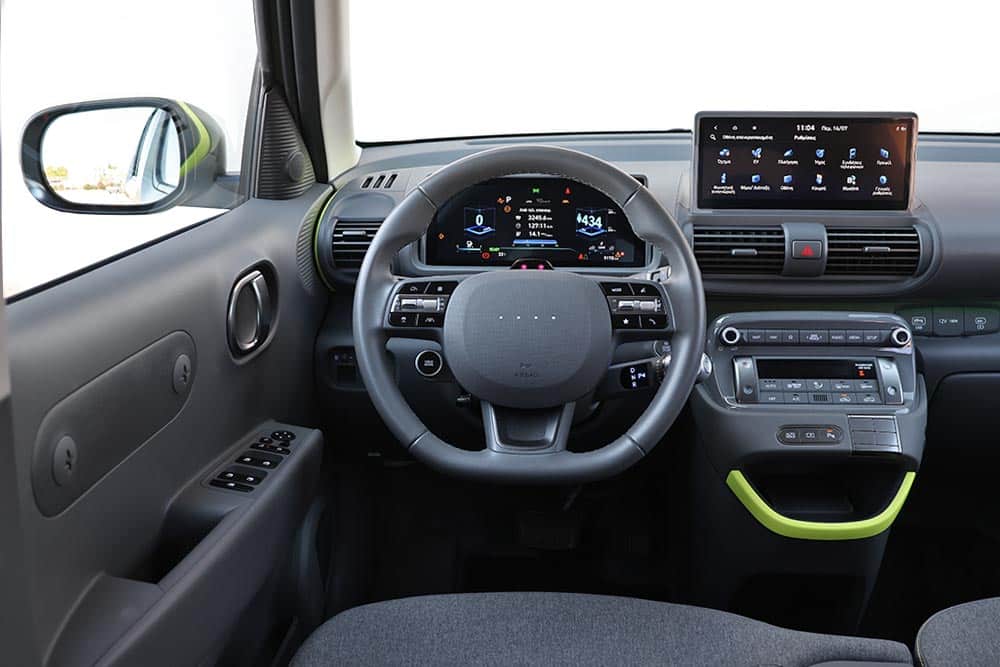 https://cdn.autogreeknews.gr/wp-content/uploads/2026/07/Hyundai-Inster-Cross-interior-8.jpg