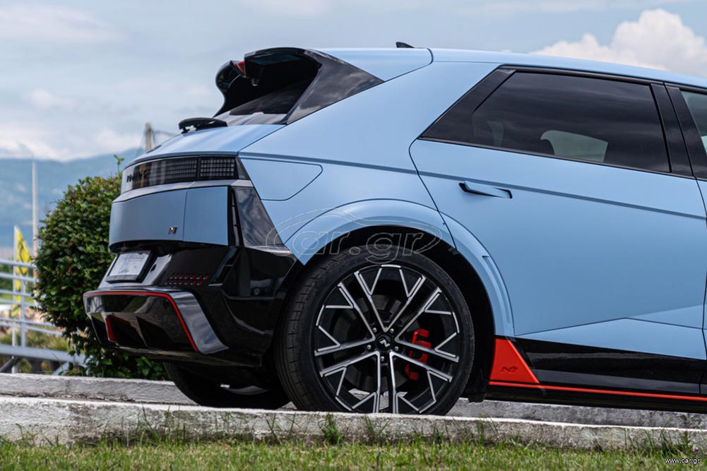 https://cdn.autogreeknews.gr/wp-content/uploads/2026/07/Hyundai-Ioniq-5-N-2024-used-11.jpg