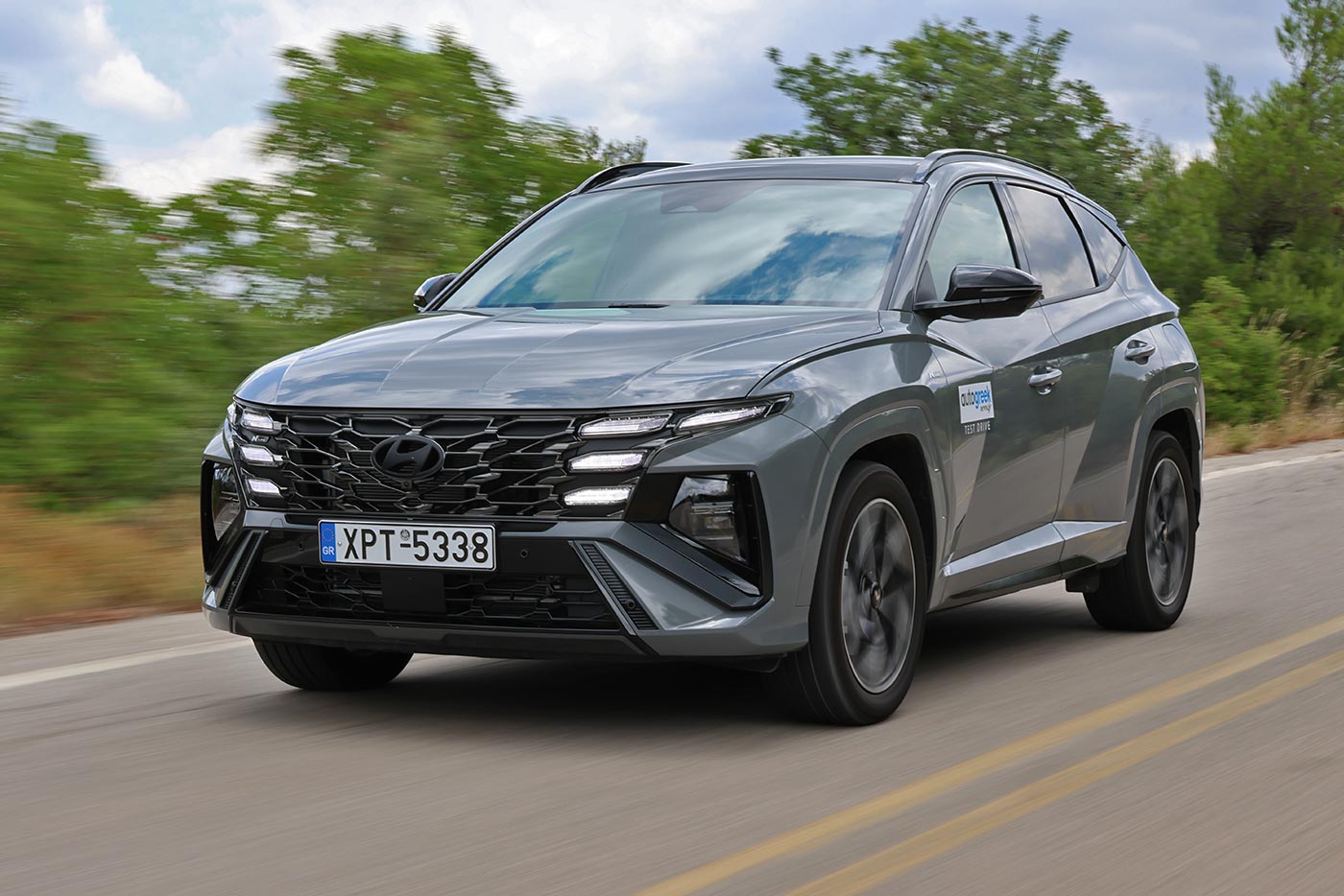 https://cdn.autogreeknews.gr/wp-content/uploads/2026/07/Hyundai-Tucson-PHEV-2026-18.jpg