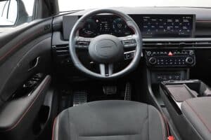 Hyundai Tucson PHEV interior (2)