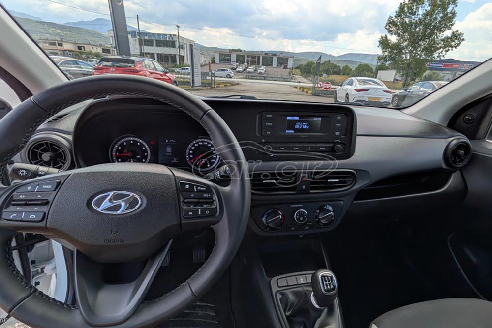 https://cdn.autogreeknews.gr/wp-content/uploads/2026/07/Hyundai-i10-2023-used-4.jpg