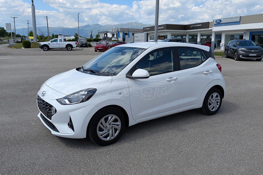 https://cdn.autogreeknews.gr/wp-content/uploads/2026/07/Hyundai-i10-2023-used-7.jpg