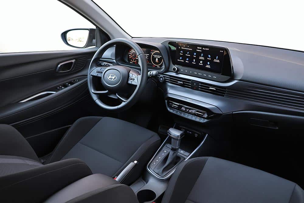 https://cdn.autogreeknews.gr/wp-content/uploads/2026/07/Hyundai-i20-1.0T-90-PS-7DCT-22.jpg