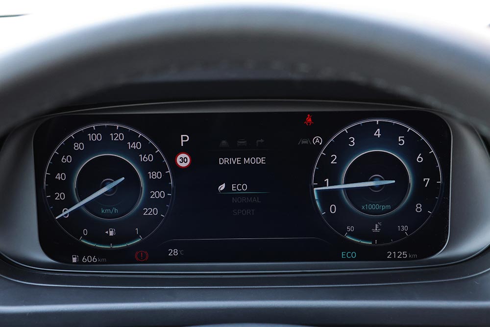 https://cdn.autogreeknews.gr/wp-content/uploads/2026/07/Hyundai-i20-1.0T-90-PS-7DCT-31.jpg
