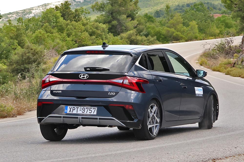 https://cdn.autogreeknews.gr/wp-content/uploads/2026/07/Hyundai-i20-1.0T-90-PS-7DCT-6.jpg