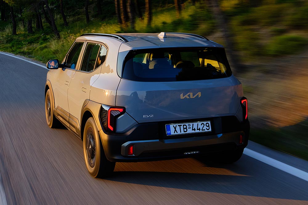 https://cdn.autogreeknews.gr/wp-content/uploads/2026/07/Kia-EV2-3.jpg