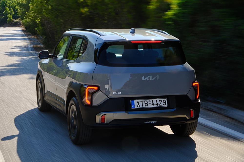https://cdn.autogreeknews.gr/wp-content/uploads/2026/07/Kia-EV2-5.jpg