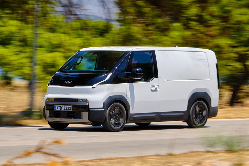 https://cdn.autogreeknews.gr/wp-content/uploads/2026/07/Kia-PV5-3.jpg