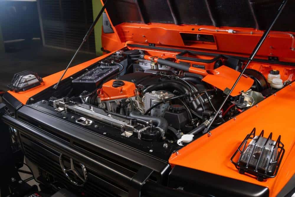 https://cdn.autogreeknews.gr/wp-content/uploads/2026/07/Mercedes-G-Wagen-Magma-Orange-01-2048x1365-1.jpg