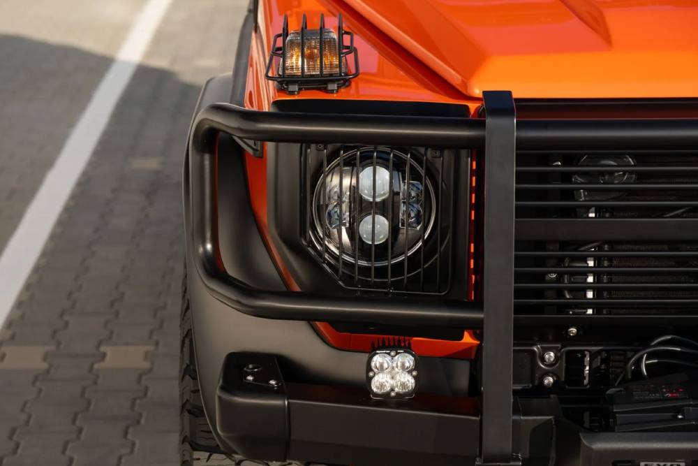 https://cdn.autogreeknews.gr/wp-content/uploads/2026/07/Mercedes-G-Wagen-Magma-Orange-06-2048x1365-1.jpg