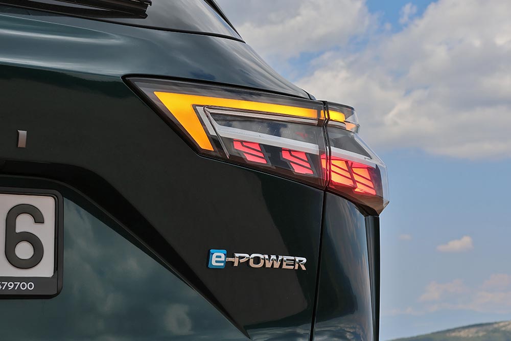https://cdn.autogreeknews.gr/wp-content/uploads/2026/07/Nissan-Qashqai-e-Power-2026-9.jpg