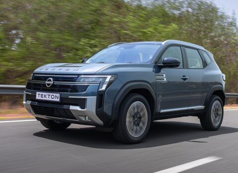 Νέο «τεκτονικό» SUV Nissan Tekton με βάση το Duster