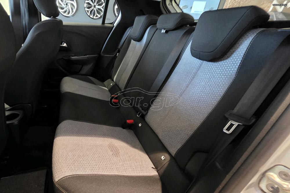https://cdn.autogreeknews.gr/wp-content/uploads/2026/07/Opel-Corsa-2025-used-7.jpg