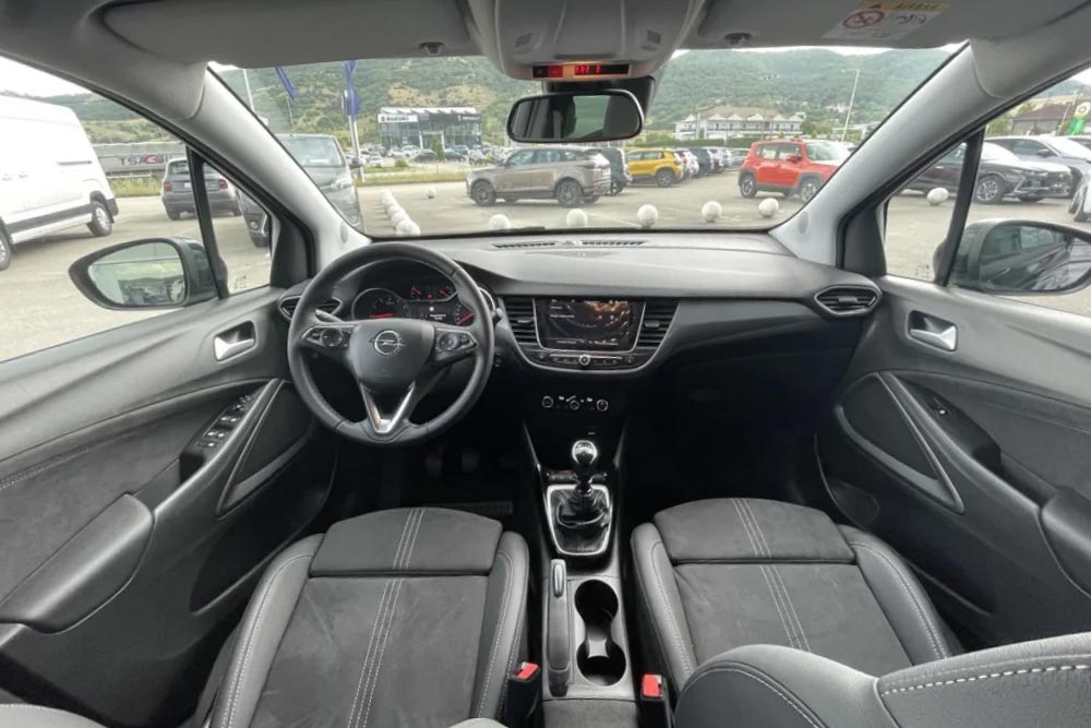 https://cdn.autogreeknews.gr/wp-content/uploads/2026/07/Opel-Crossland-2023-10.jpg