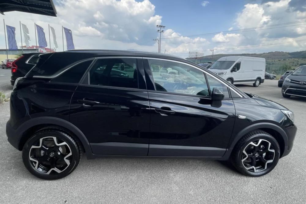 https://cdn.autogreeknews.gr/wp-content/uploads/2026/07/Opel-Crossland-2023-9.jpg