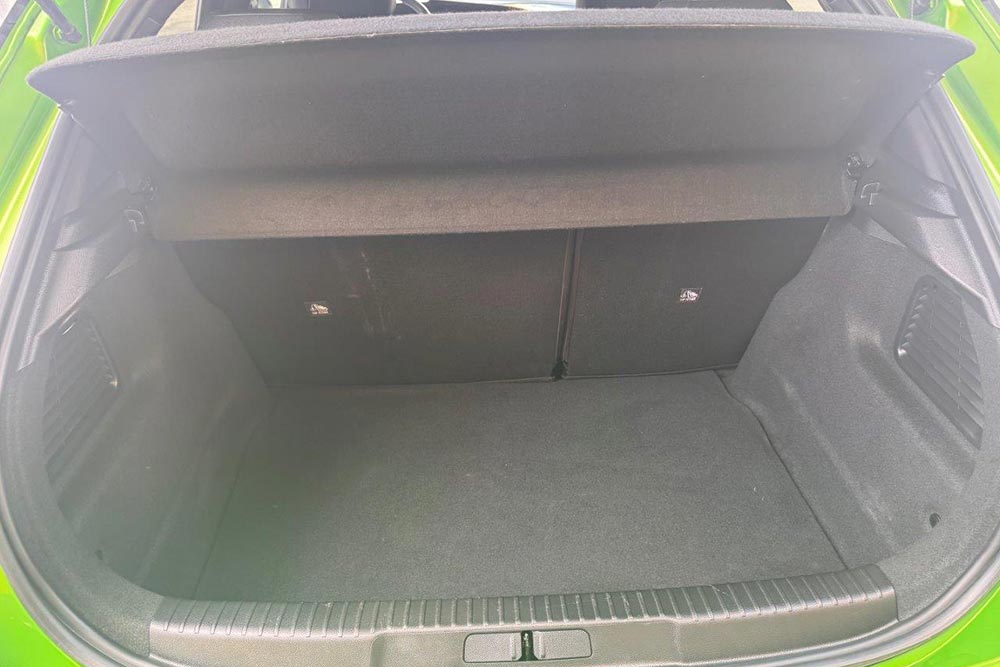https://cdn.autogreeknews.gr/wp-content/uploads/2026/07/Opel-Mokka-2023-used-4.jpg