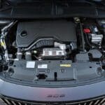 Peugeot 308 1.2 Hybrid 145 engine