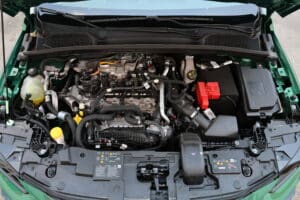 Renault Clio 1.2 TCe 115 EDC interior (17)