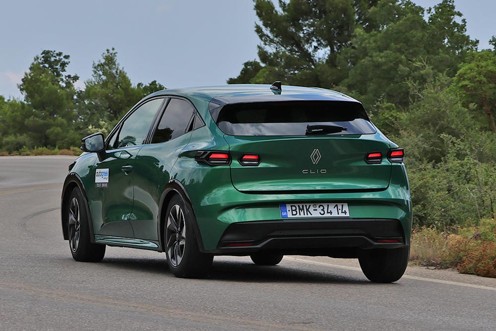 https://cdn.autogreeknews.gr/wp-content/uploads/2026/07/Renault-Clio-2026-11.jpg