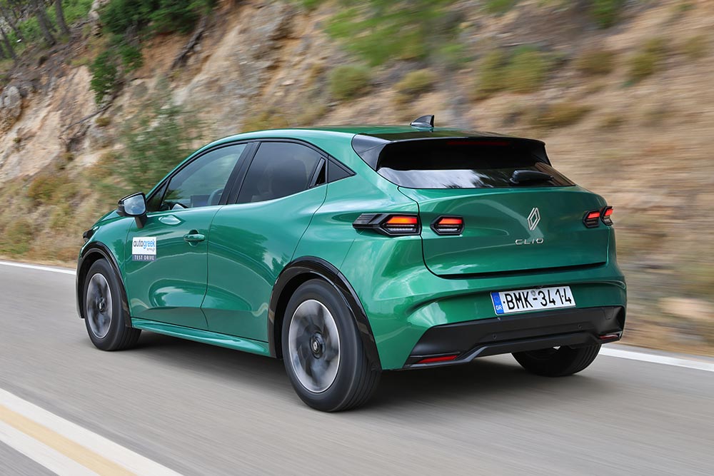 https://cdn.autogreeknews.gr/wp-content/uploads/2026/07/Renault-Clio-2026-16.jpg