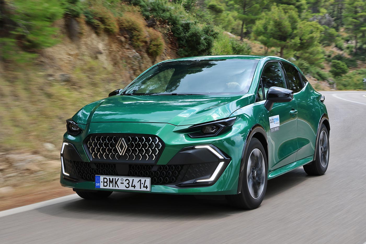 https://cdn.autogreeknews.gr/wp-content/uploads/2026/07/Renault-Clio-2026-20.jpg