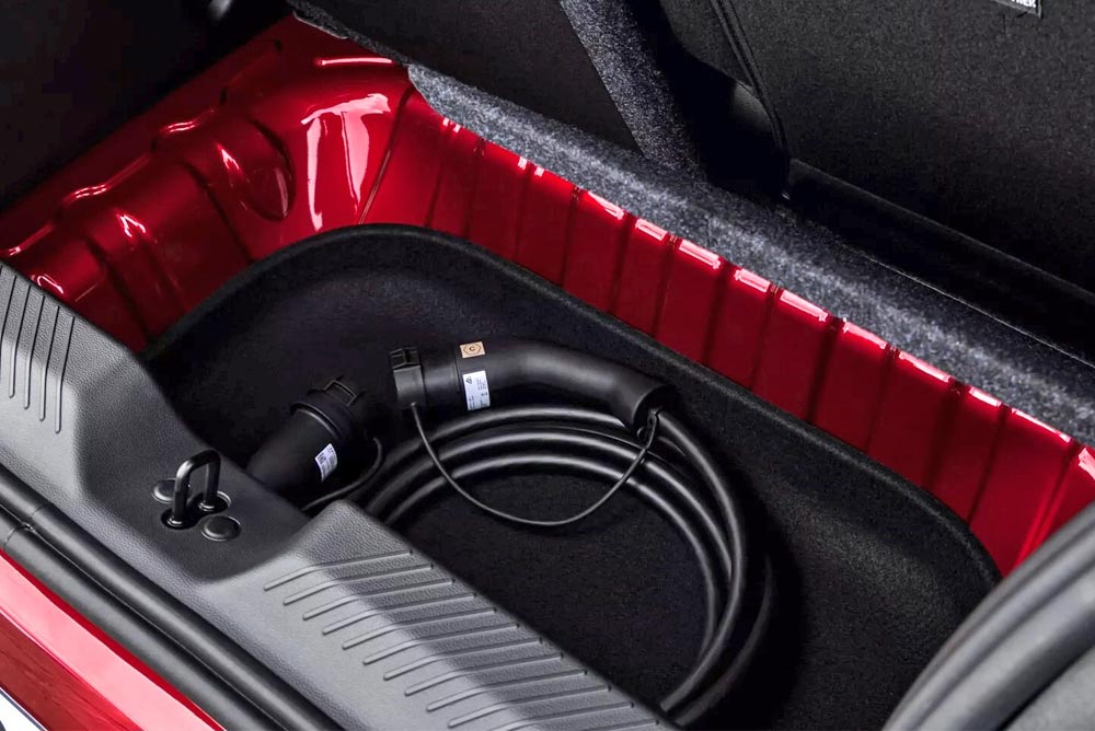 https://cdn.autogreeknews.gr/wp-content/uploads/2026/07/Renault-Twingo-E-Tech-42.jpg
