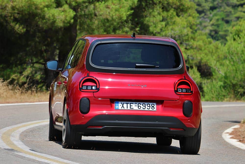 https://cdn.autogreeknews.gr/wp-content/uploads/2026/07/Renault-Twingo-E-Tech-7.jpg