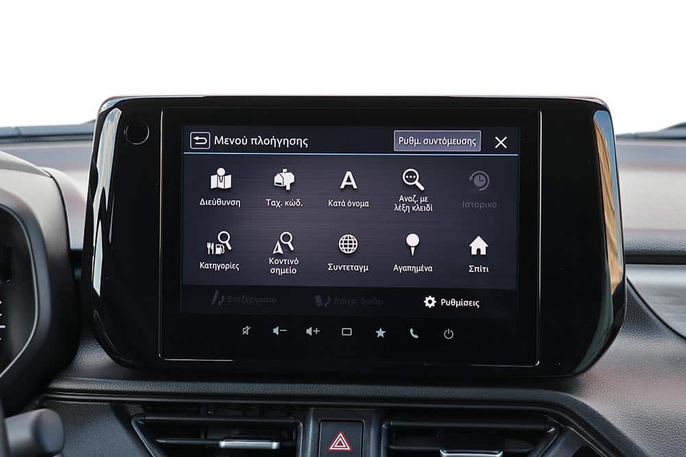 https://cdn.autogreeknews.gr/wp-content/uploads/2026/07/Suzuki-Swift-1.2-Hybrid-81-PS-interior-11.jpg