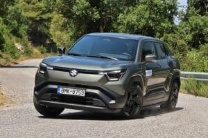 Suzuki e Vitara 2WD (13)