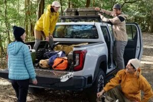 Toyota-Hilux-Accessories-1-2048×1281