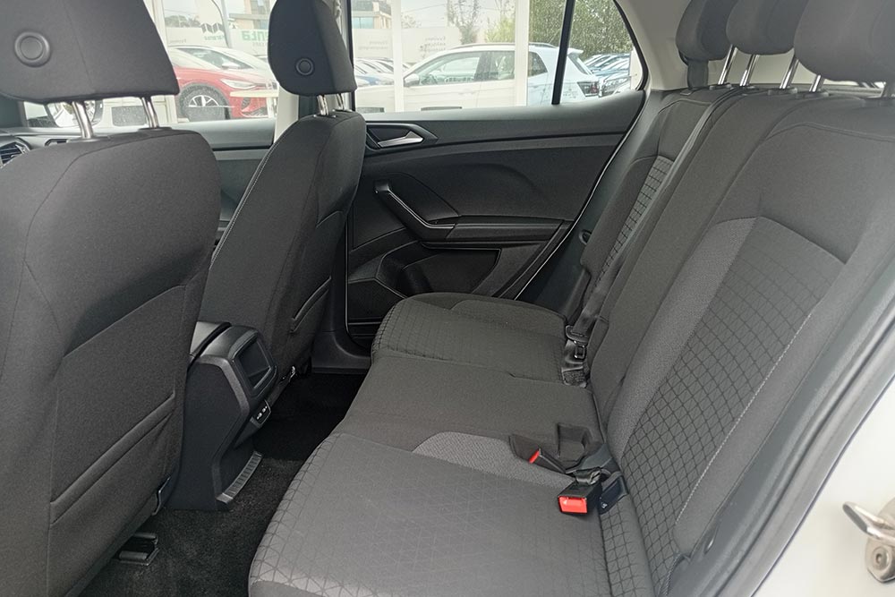 https://cdn.autogreeknews.gr/wp-content/uploads/2026/07/VW-T-Cross-2023-used-3.jpg