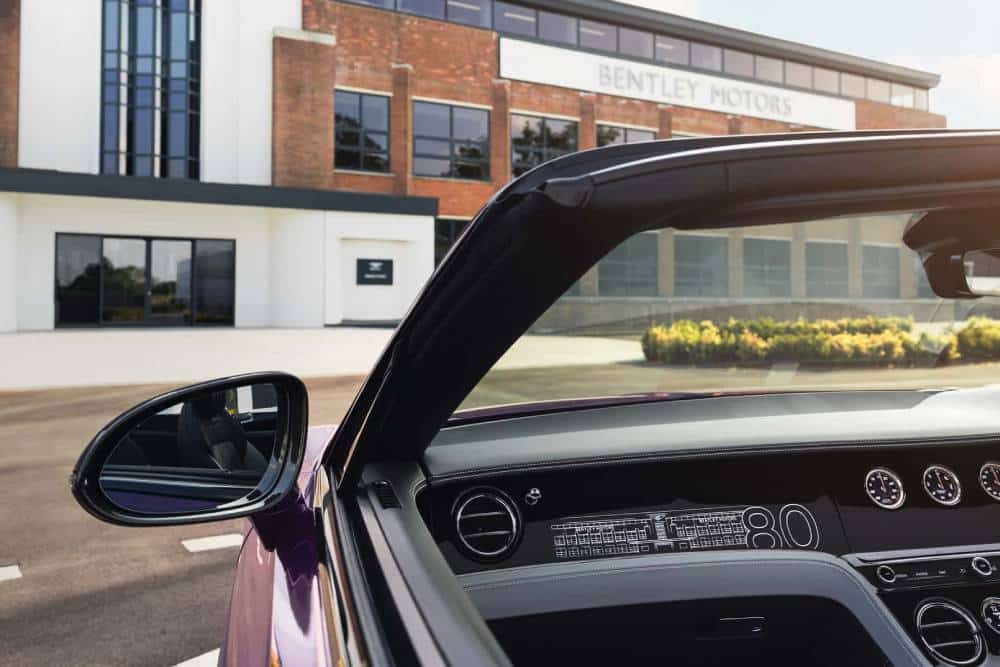 https://cdn.autogreeknews.gr/wp-content/uploads/2026/07/bentley-continental-gtc-80th-anniversary-special-5.jpg