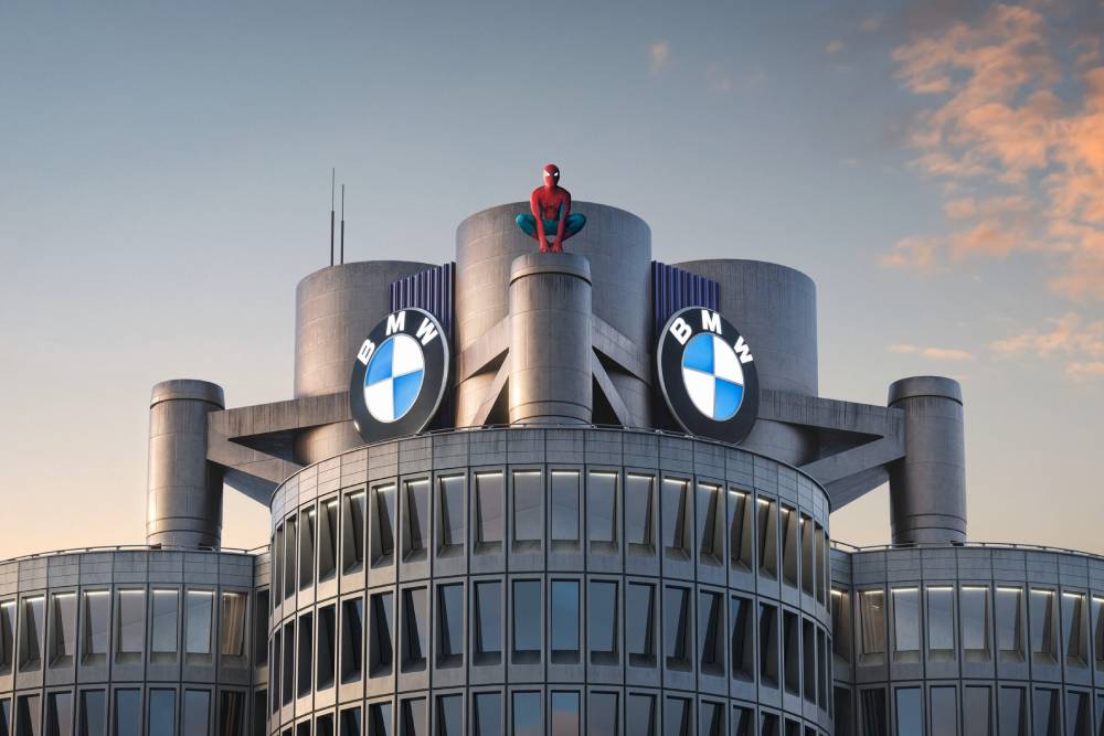 https://cdn.autogreeknews.gr/wp-content/uploads/2026/07/bmw-spiderman-new-day-3.jpg