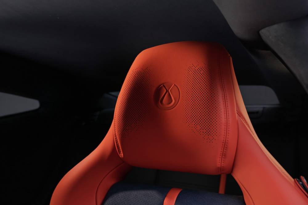 https://cdn.autogreeknews.gr/wp-content/uploads/2026/07/byd-denza-z-5.jpg