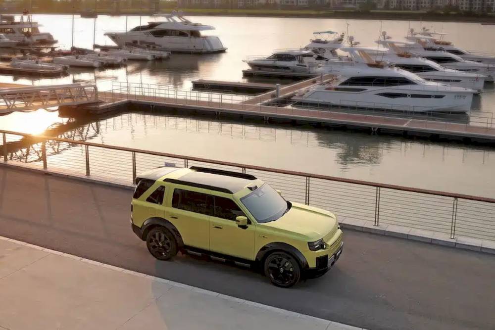 https://cdn.autogreeknews.gr/wp-content/uploads/2026/07/chery-jlr-s-freelander-8-panoramic-5.jpg