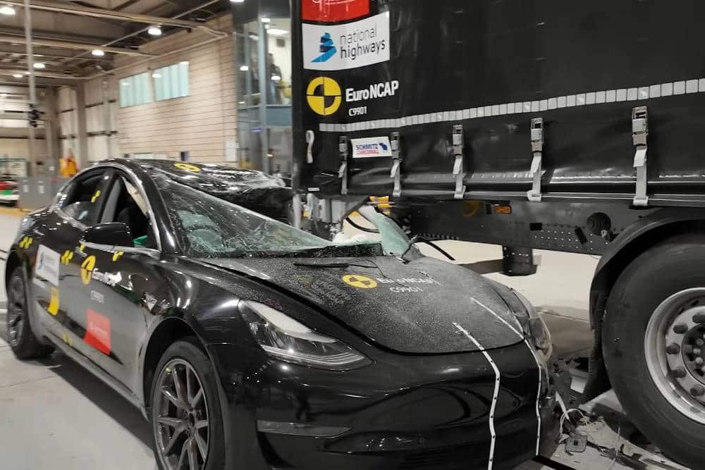https://cdn.autogreeknews.gr/wp-content/uploads/2026/07/fatal-flaw-in-trailer-underrun-safety-costs-europe-4.jpg
