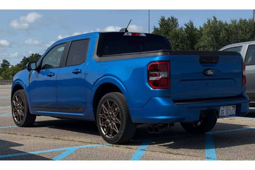 https://cdn.autogreeknews.gr/wp-content/uploads/2026/07/ford-maverick-sv300t-first-drive-review-3.jpg